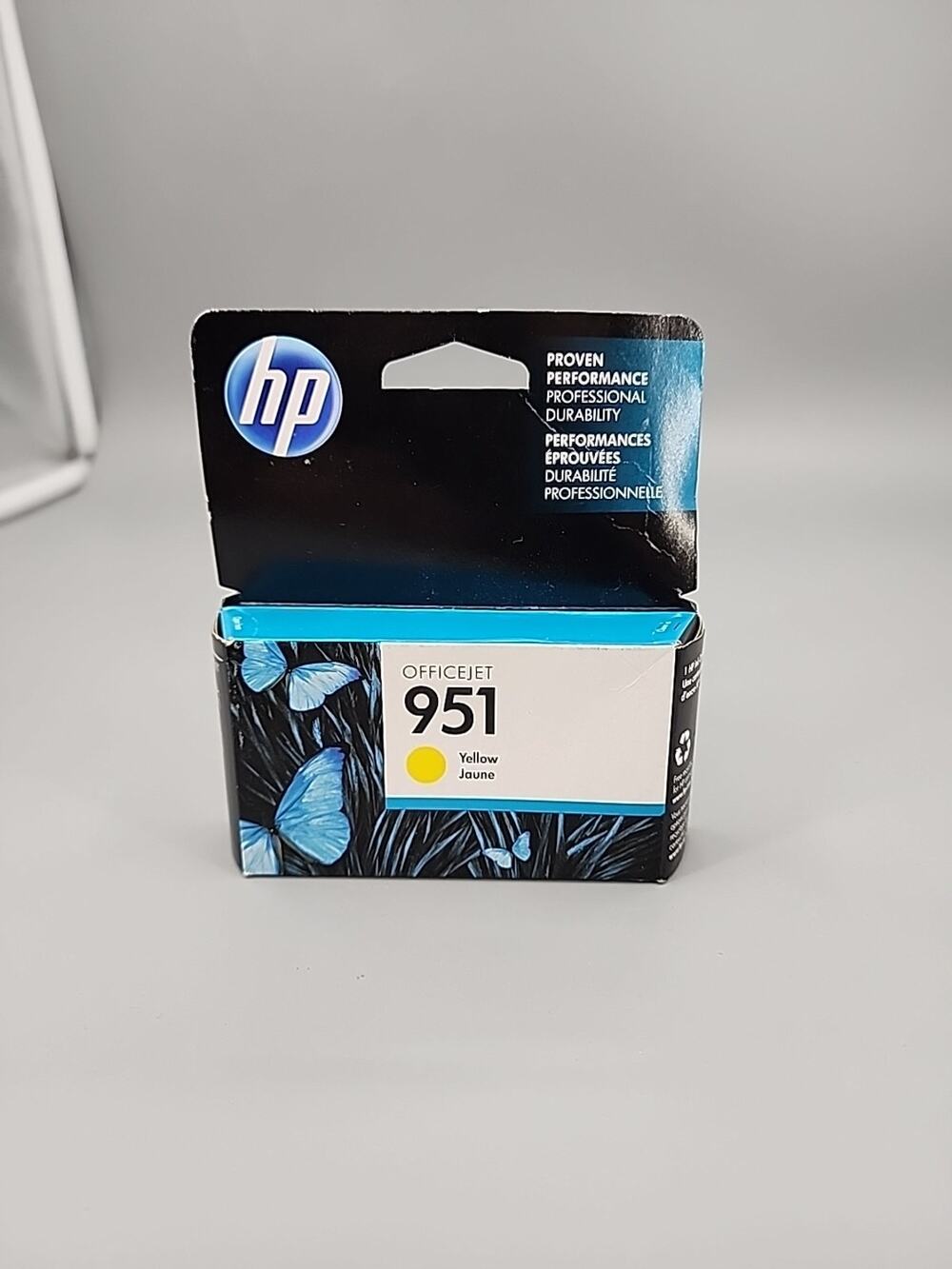 Genuine HP 951 Yellow Ink OfficeJet 8625 8610 8630 8700 8615 251dw Retail Box